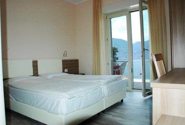Hotel Garni Vela D'Oro Brenzone sul Garda Eksteriør billede